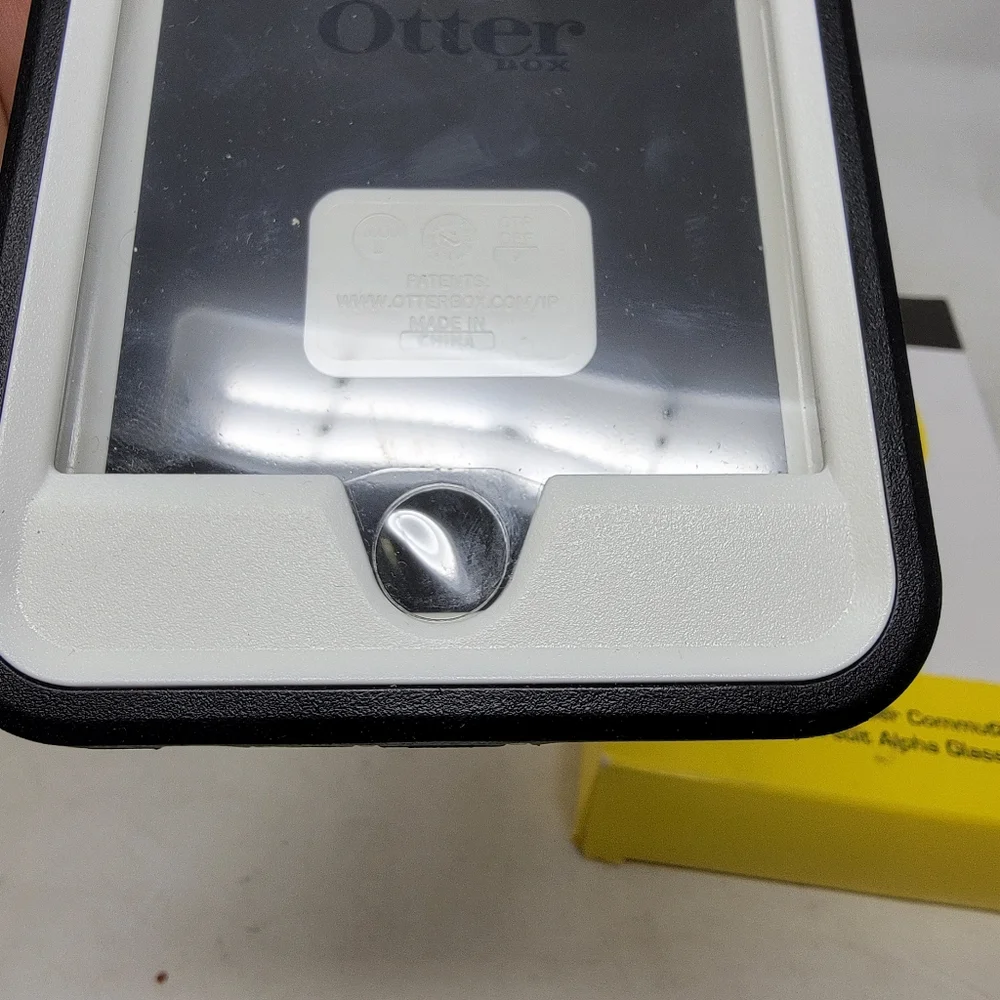 Otterbox Defender Iphone 6/6s Black White Phone Case